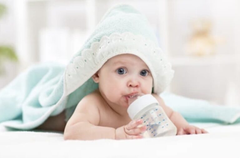 Bebeklerde su tüketimi